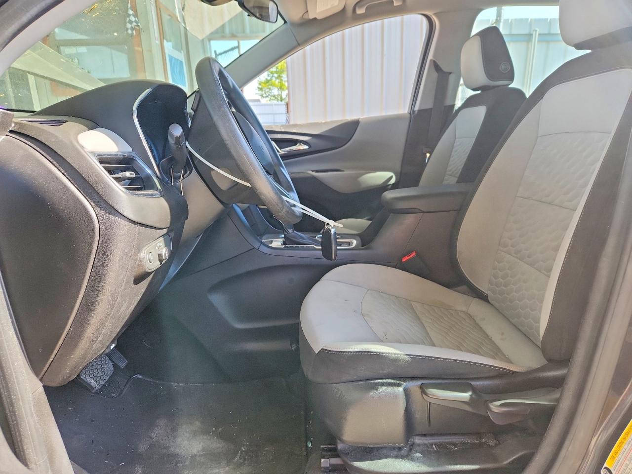 2018 CHEVROLET EQUINOX LS photo 13