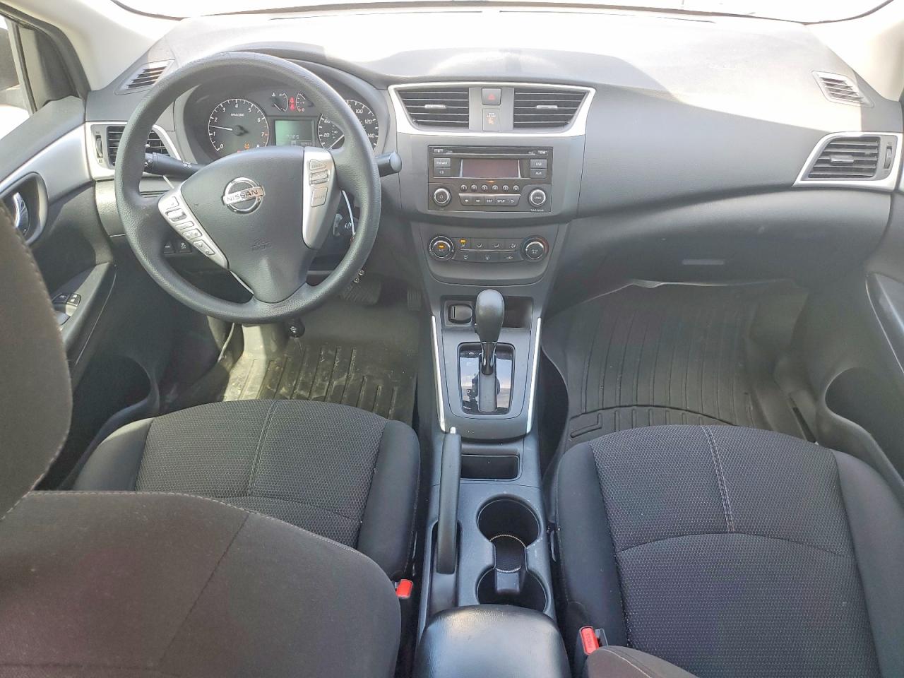 2017 NISSAN SENTRA S photo 8