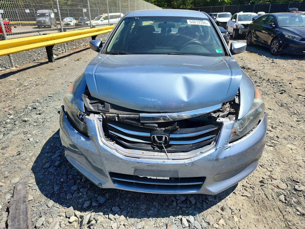 2011 HONDA ACCORD LX photo 9