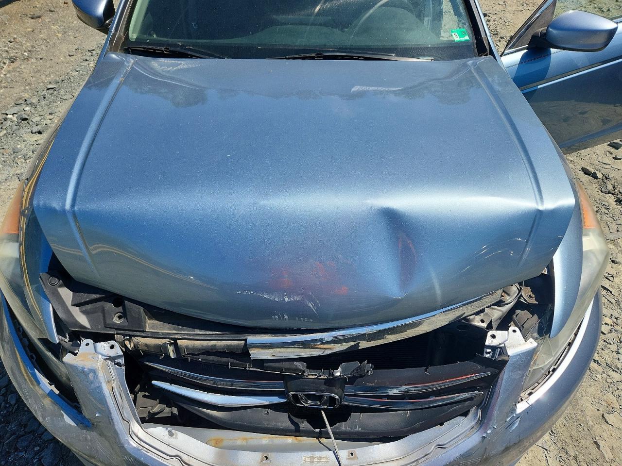 2011 HONDA ACCORD LX photo 21