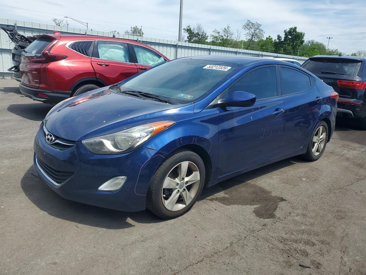 2013 HYUNDAI ELANTRA