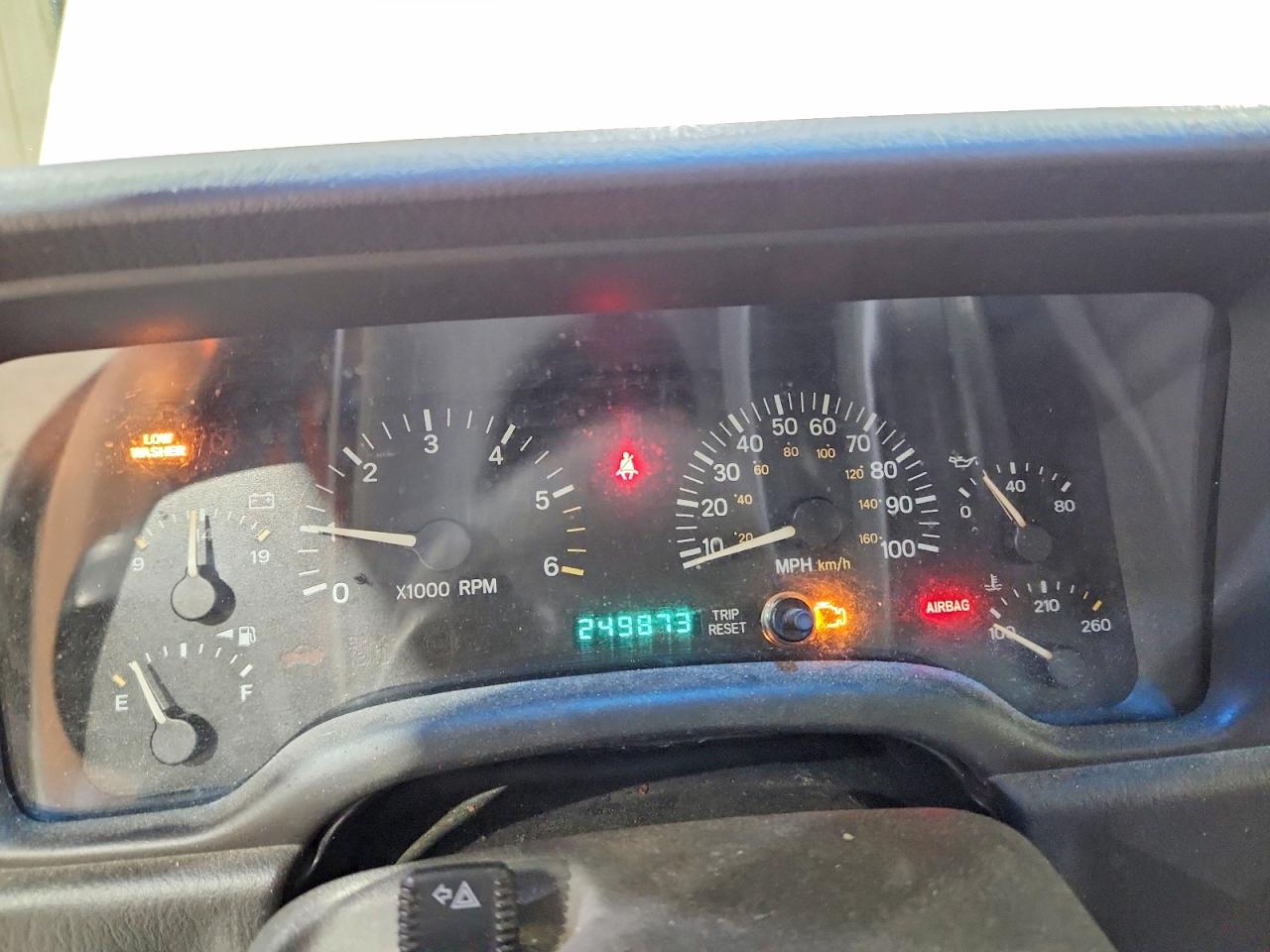 2000 JEEP CHEROKEE SPORT photo 25