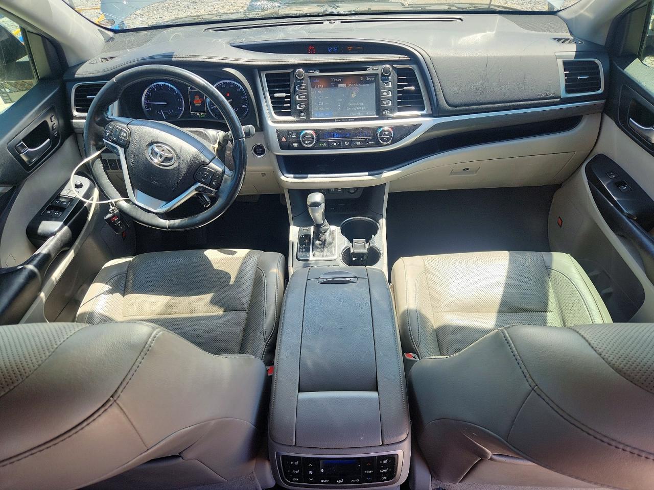 2019 TOYOTA HIGHLANDER LIMITED PLATINUM photo 8