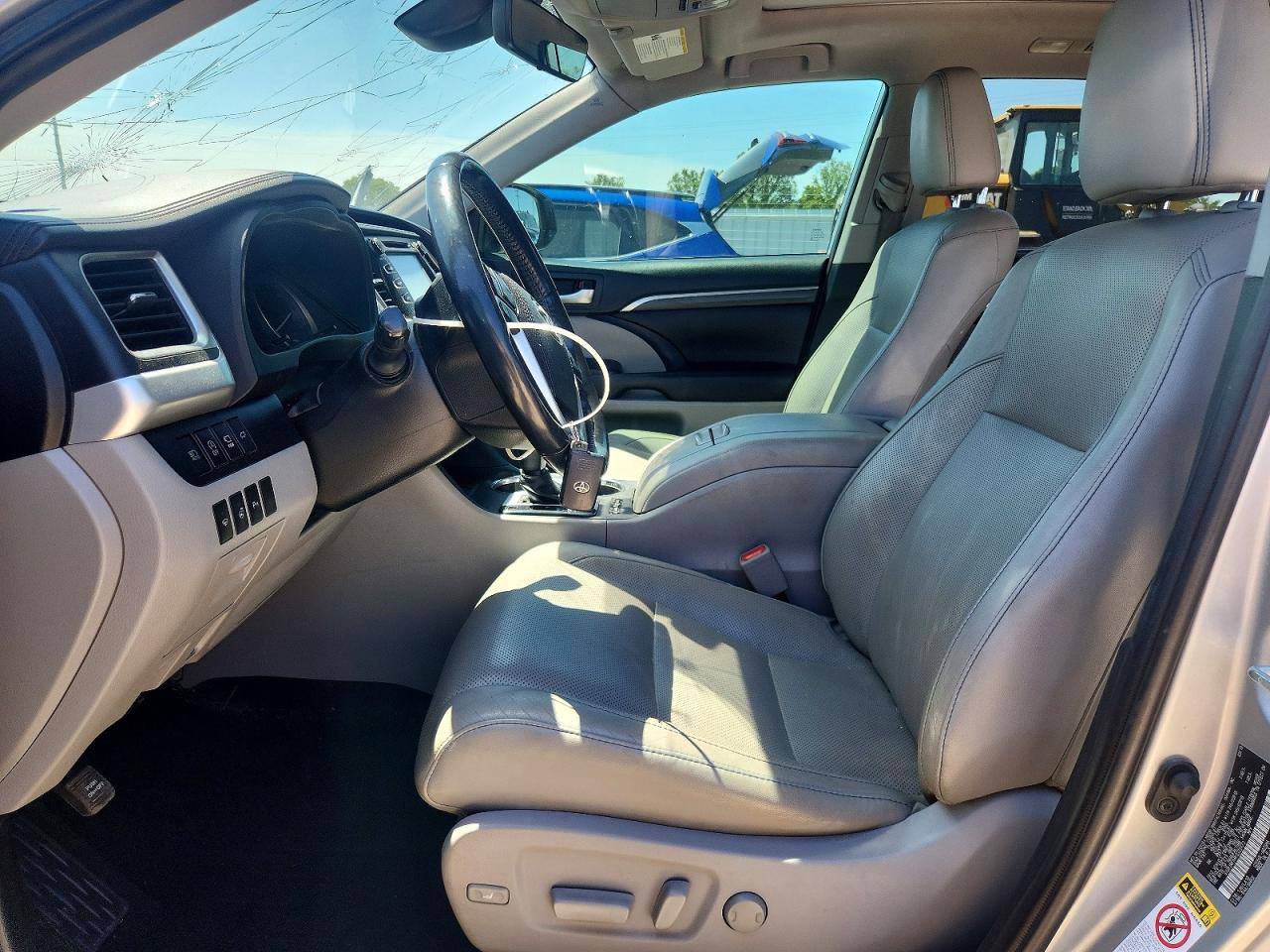 2019 TOYOTA HIGHLANDER LIMITED PLATINUM photo 7