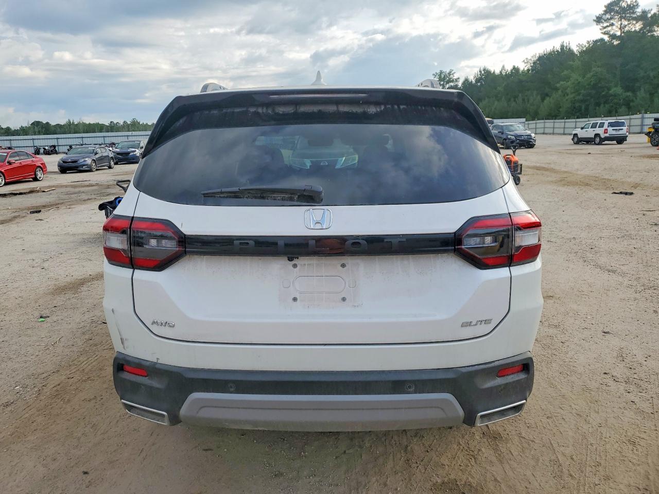 2025 HONDA PILOT ELITE photo 16