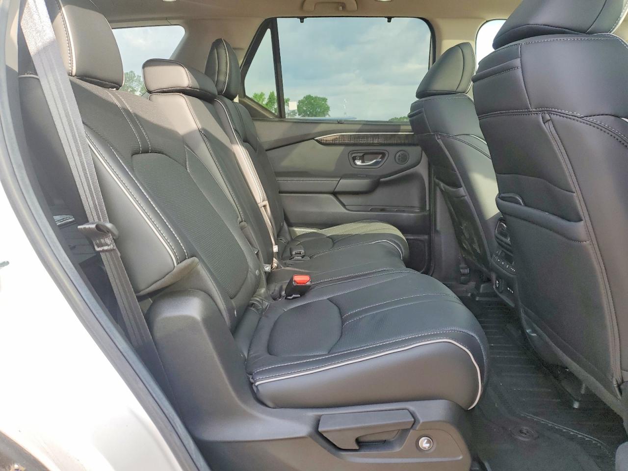 2025 HONDA PILOT ELITE photo 31