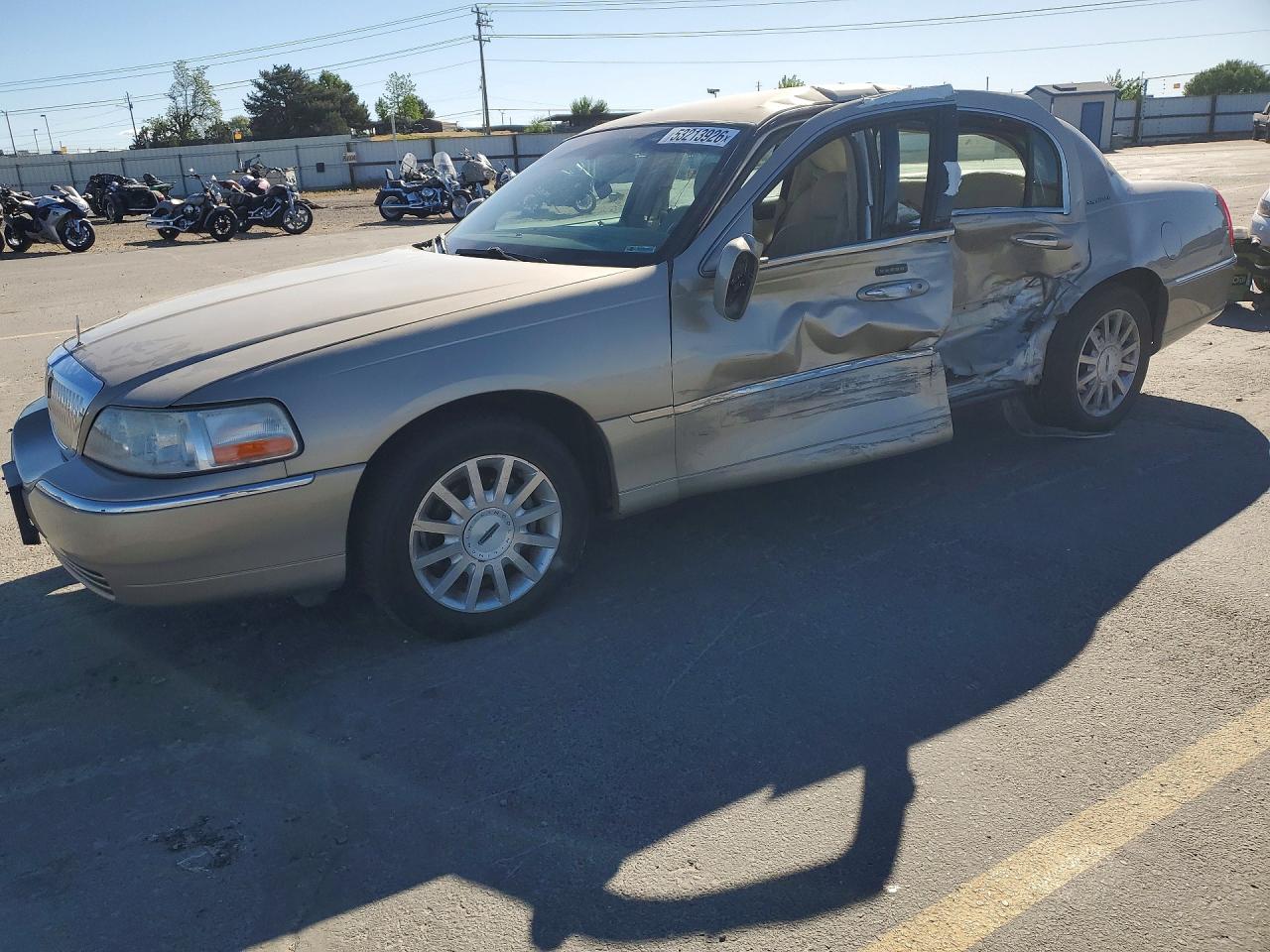2007 LINCOLN TOWN CAR
