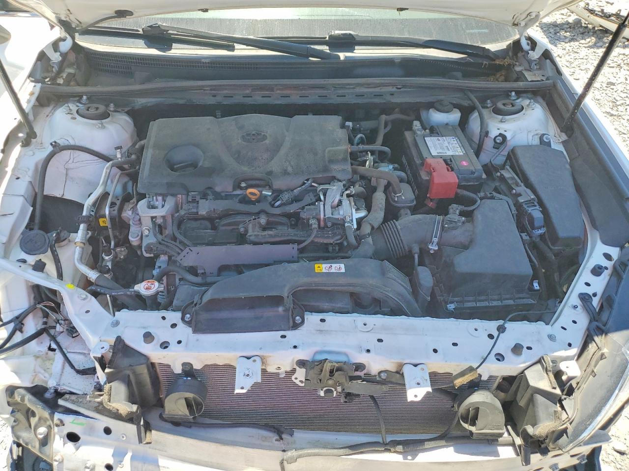 2020 TOYOTA CAMRY SE photo 21
