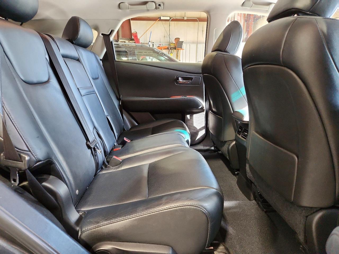 2011 LEXUS RX 350 photo 31