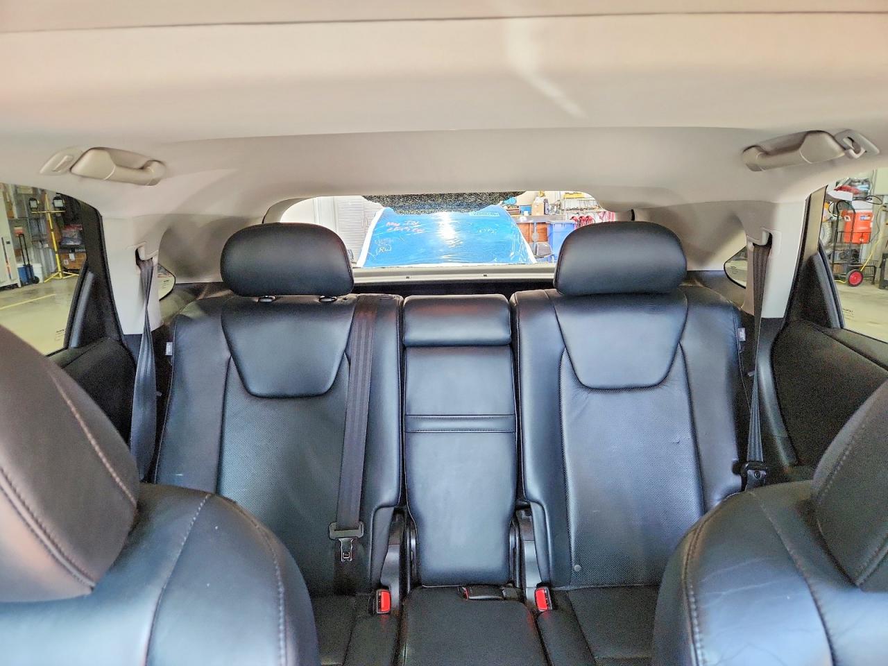 2011 LEXUS RX 350 photo 28