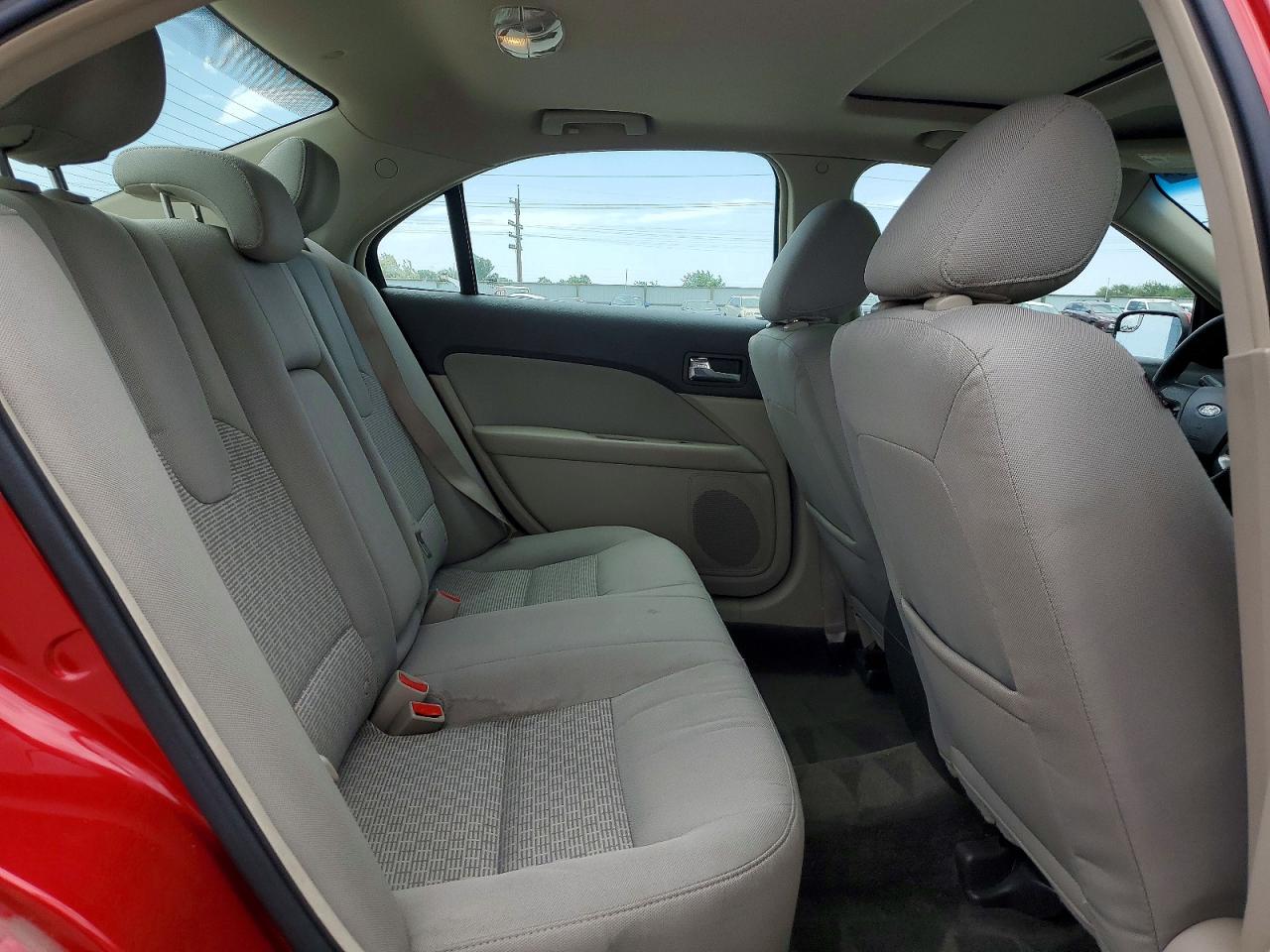 2011 FORD FUSION SE photo 19