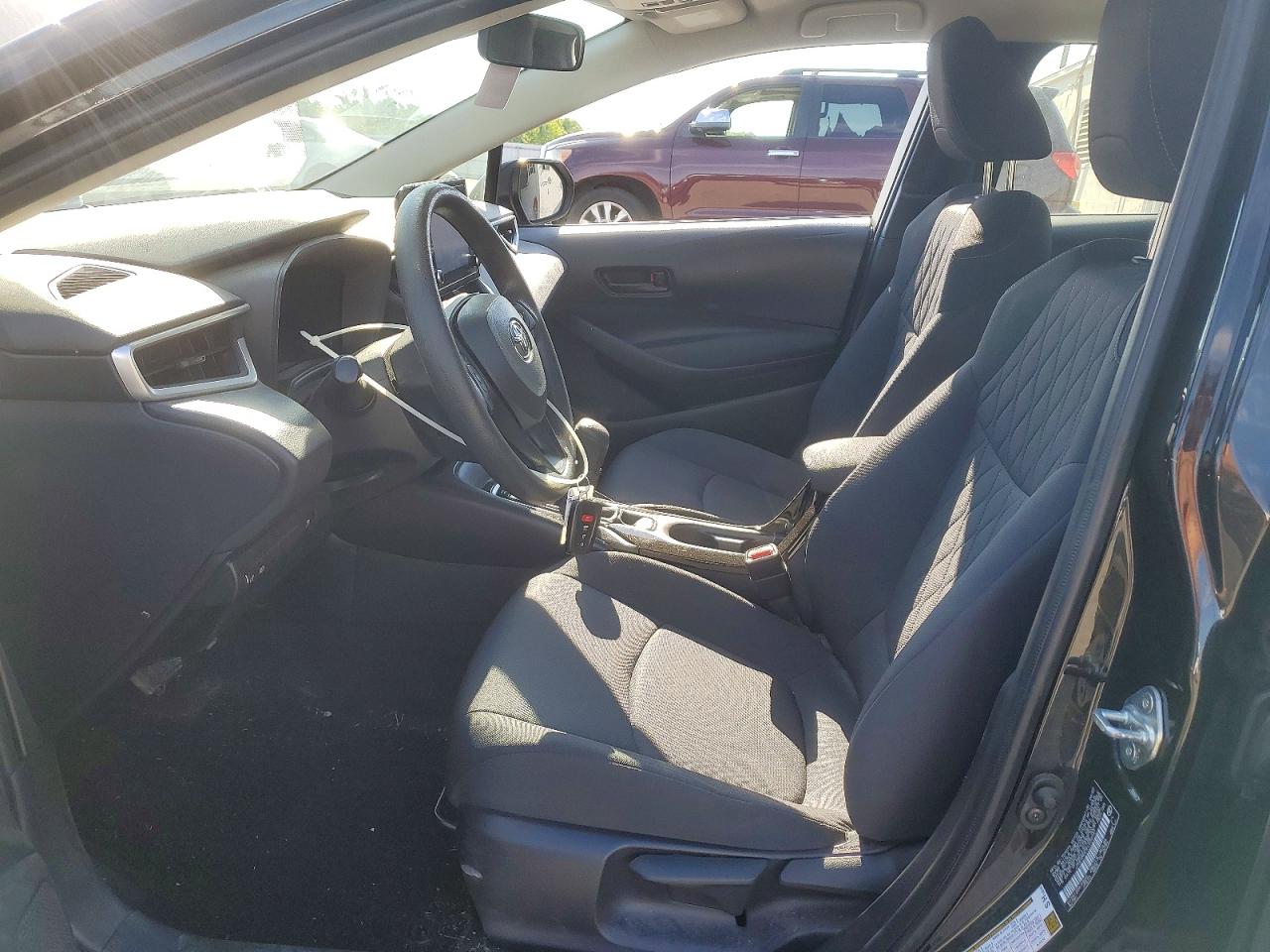 2022 TOYOTA COROLLA LE photo 19