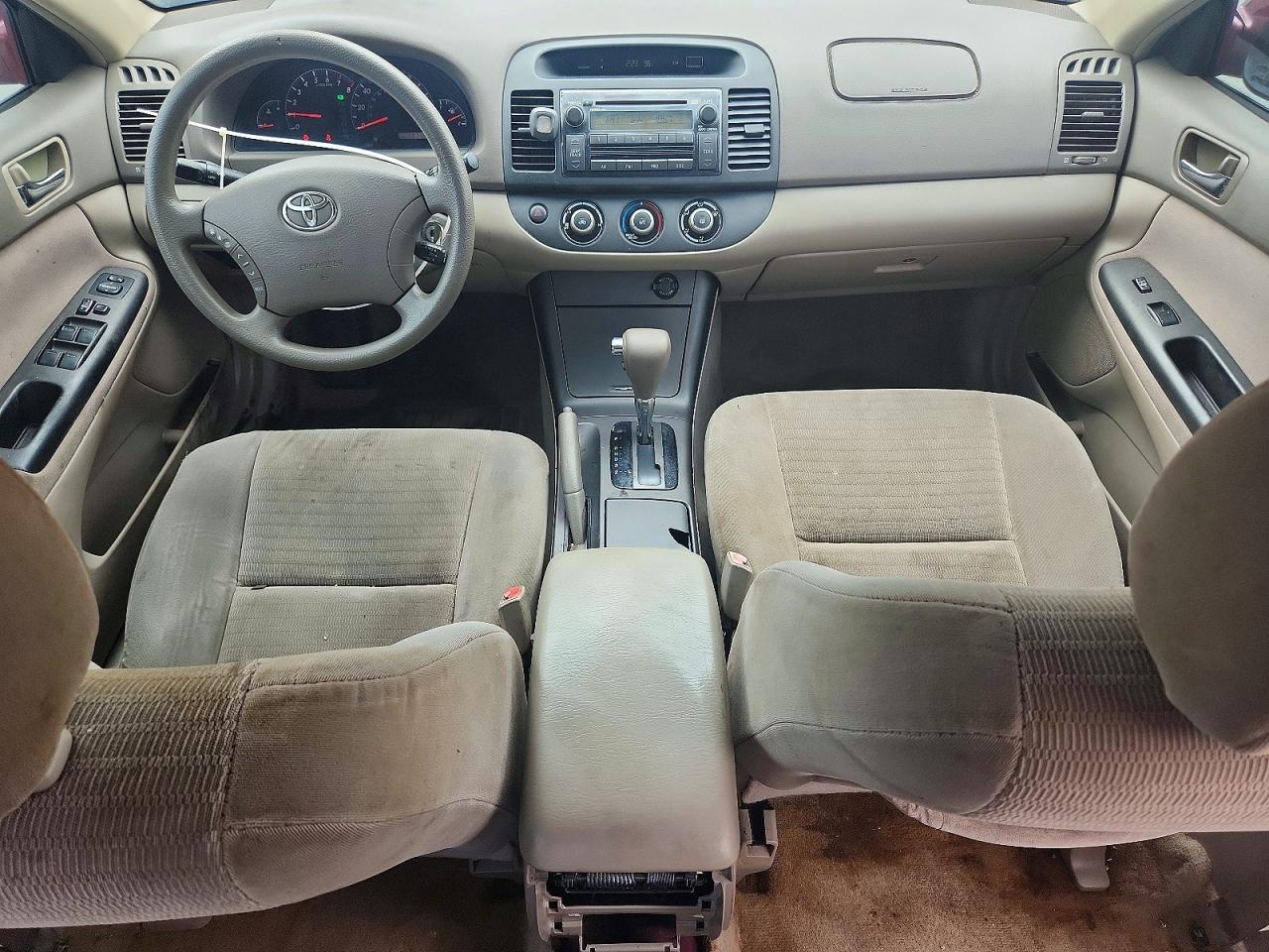 2005 TOYOTA CAMRY LE photo 15