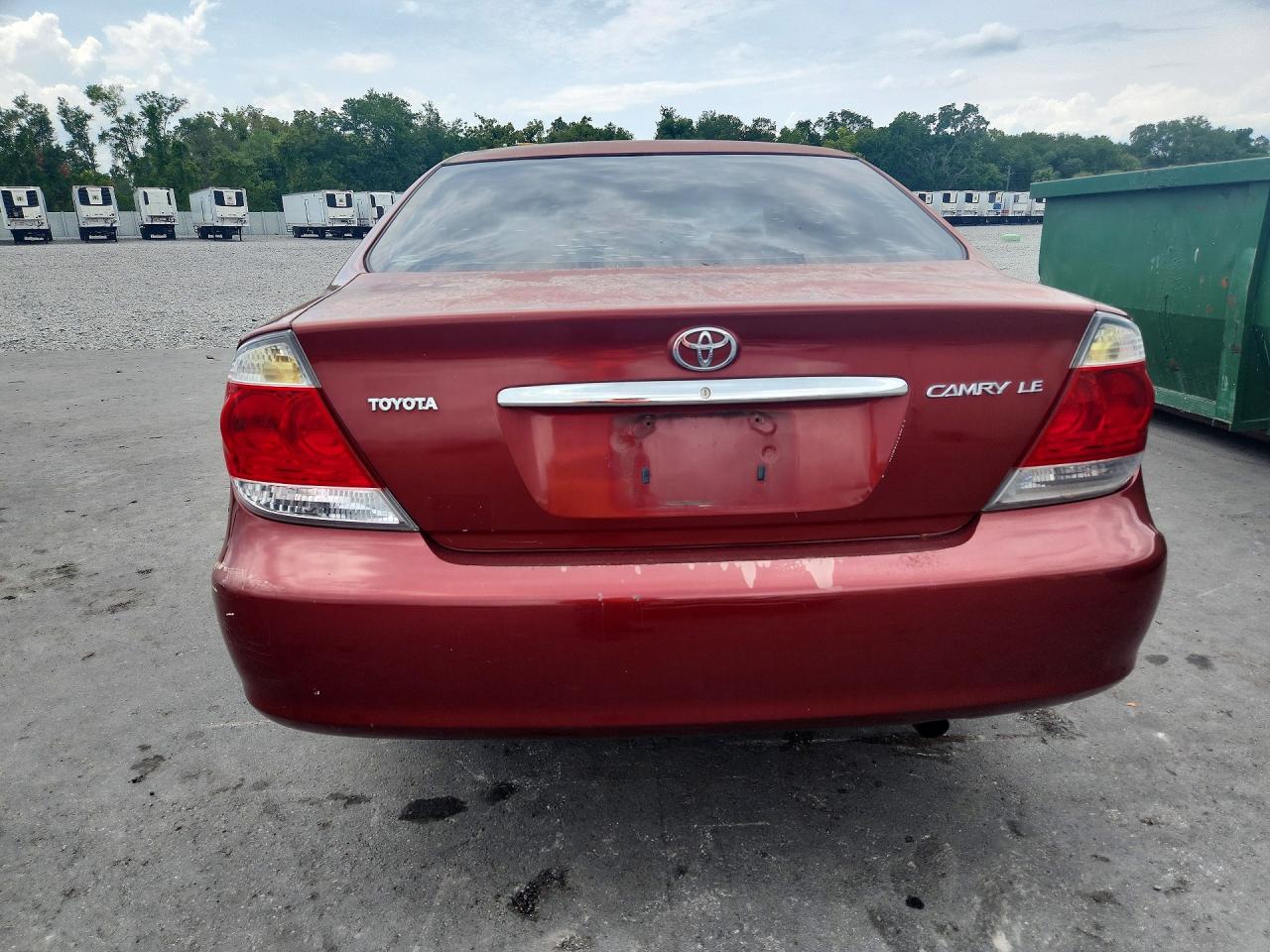 2005 TOYOTA CAMRY LE photo 11