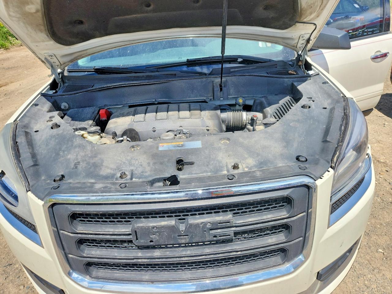 2015 GMC ACADIA SLE photo 23