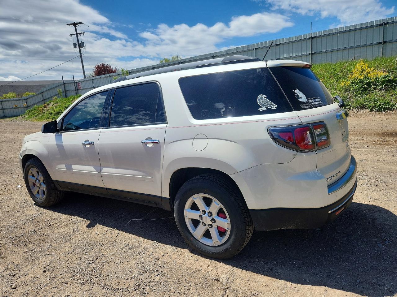 2015 GMC ACADIA SLE photo 3