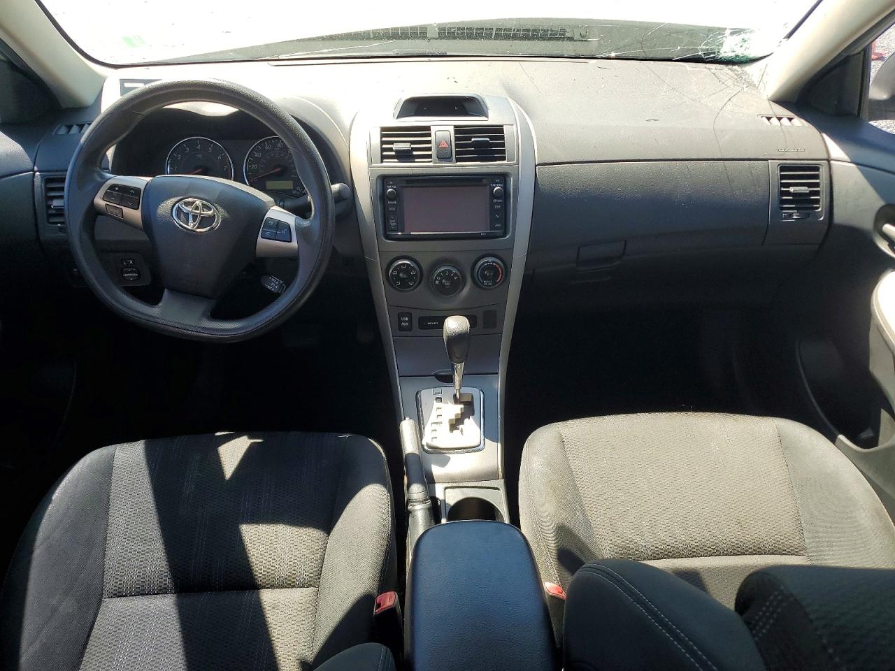 2012 TOYOTA COROLLA photo 15