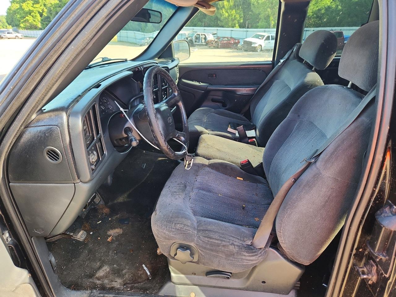 2002 CHEVROLET SILVERADO C1500 photo 19