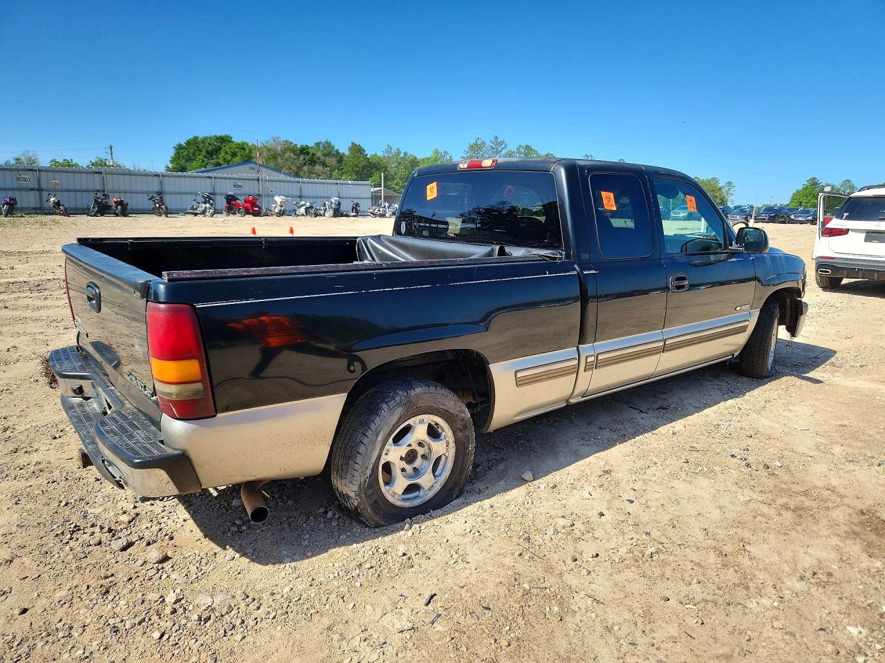 2002 CHEVROLET SILVERADO C1500 photo 7