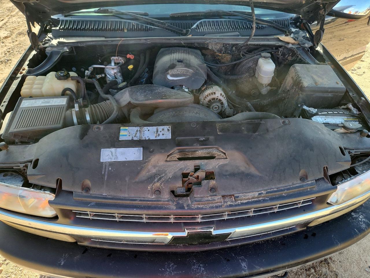 2002 CHEVROLET SILVERADO C1500 photo 31