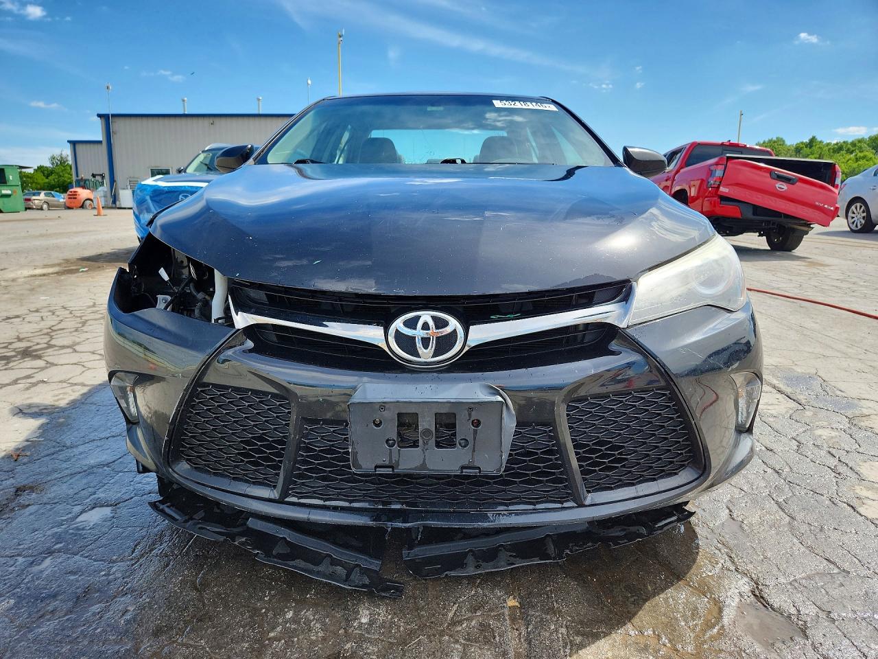 2017 TOYOTA CAMRY SE photo 13