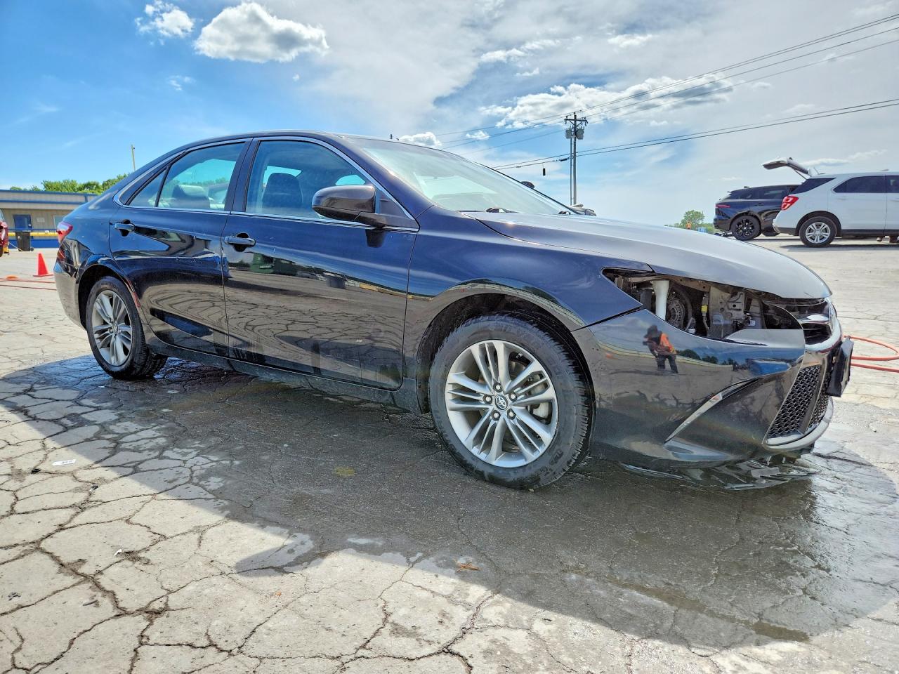 2017 TOYOTA CAMRY SE photo 10