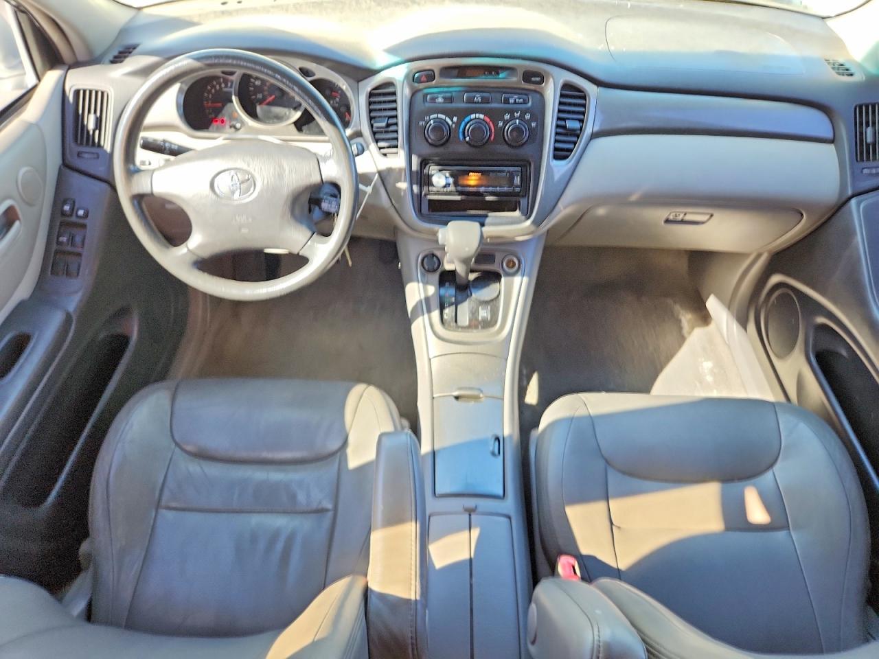 2003 TOYOTA HIGHLANDER BASE photo 15