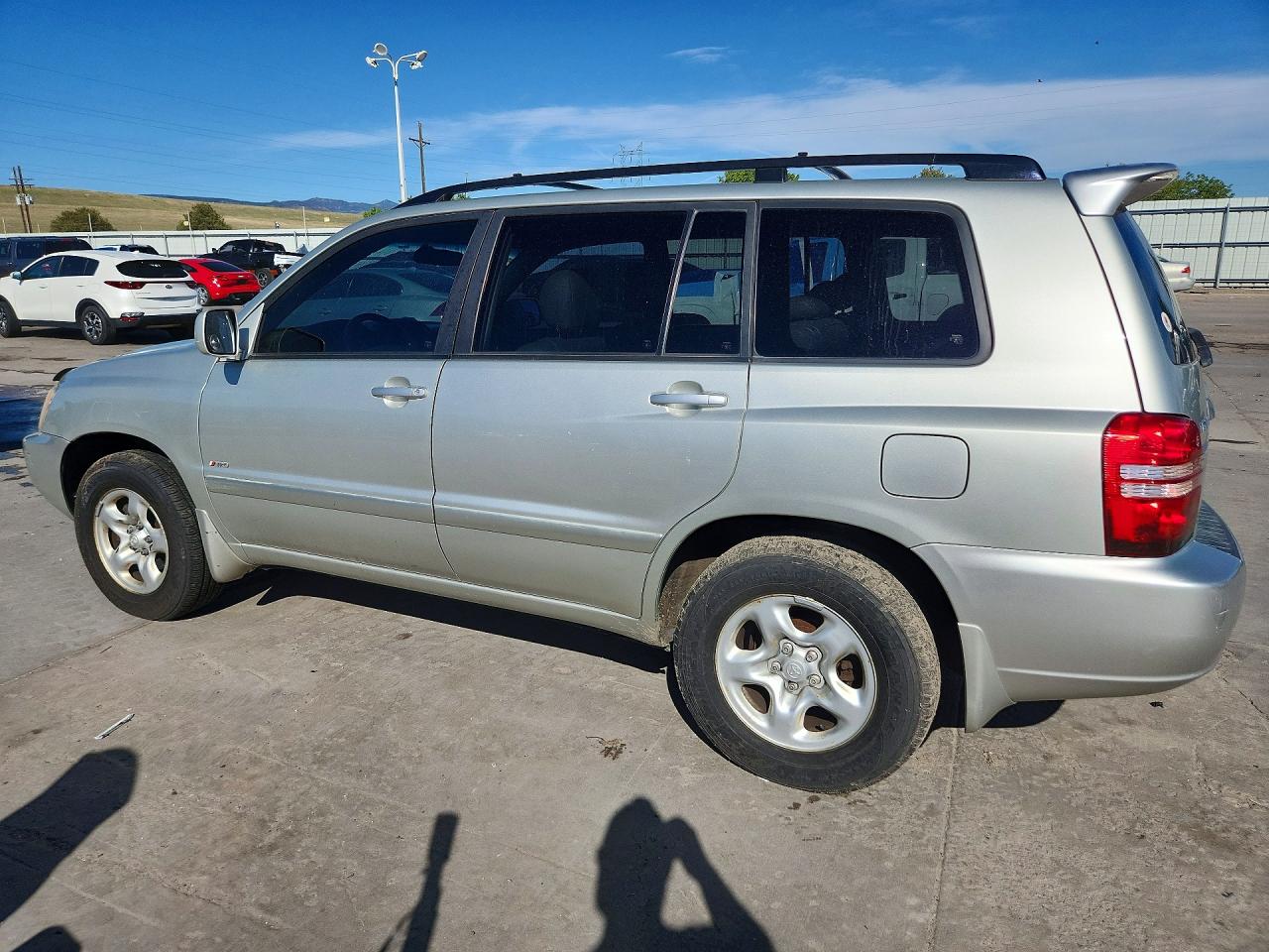 2003 TOYOTA HIGHLANDER BASE photo 3