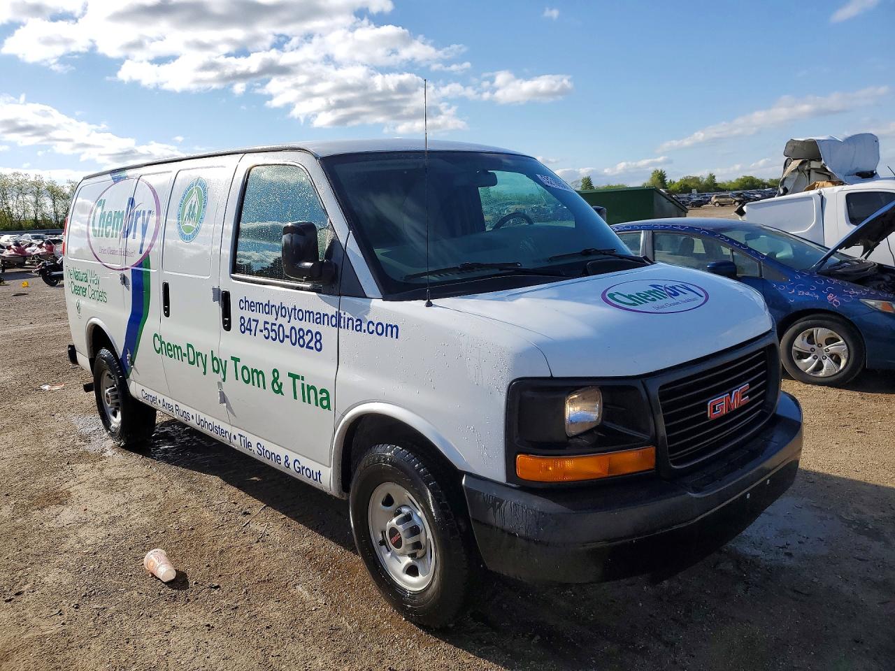 2015 GMC SAVANA G2500 photo 10