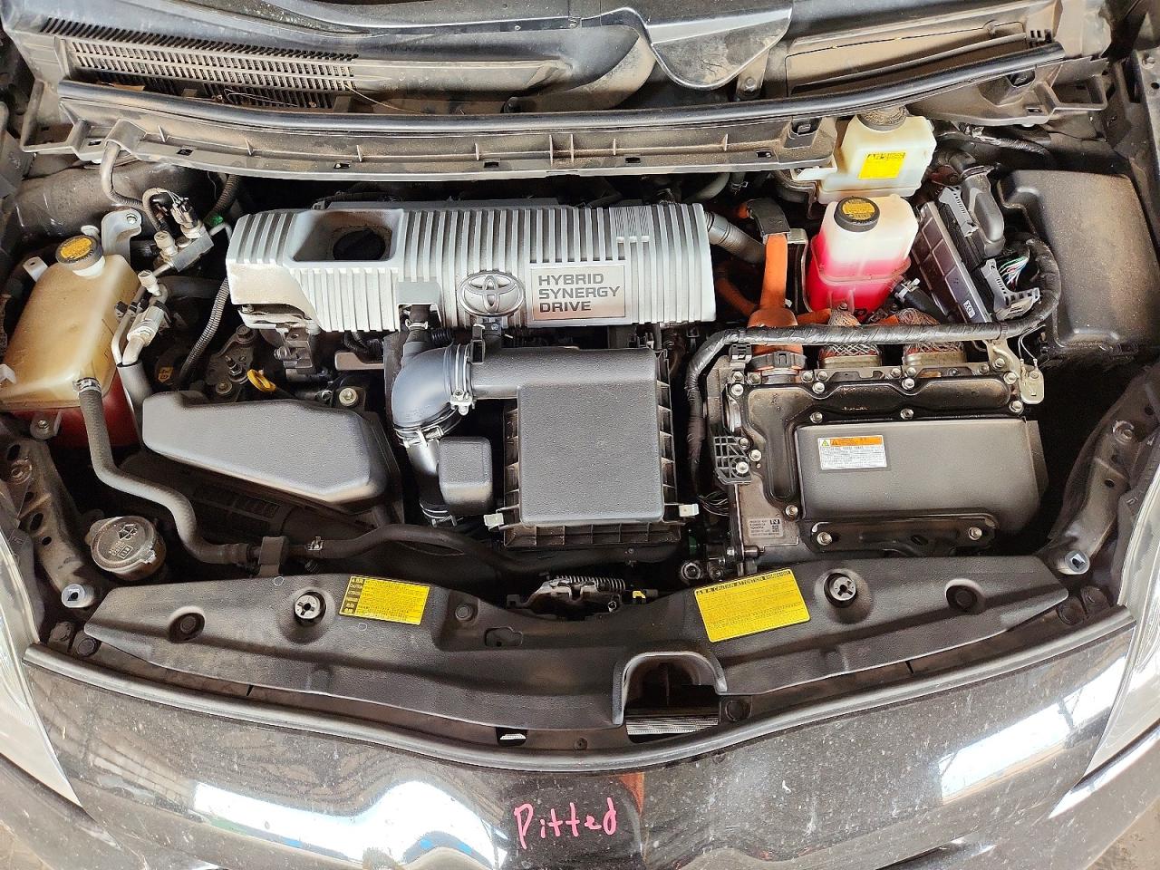2014 TOYOTA PRIUS THREE photo 21