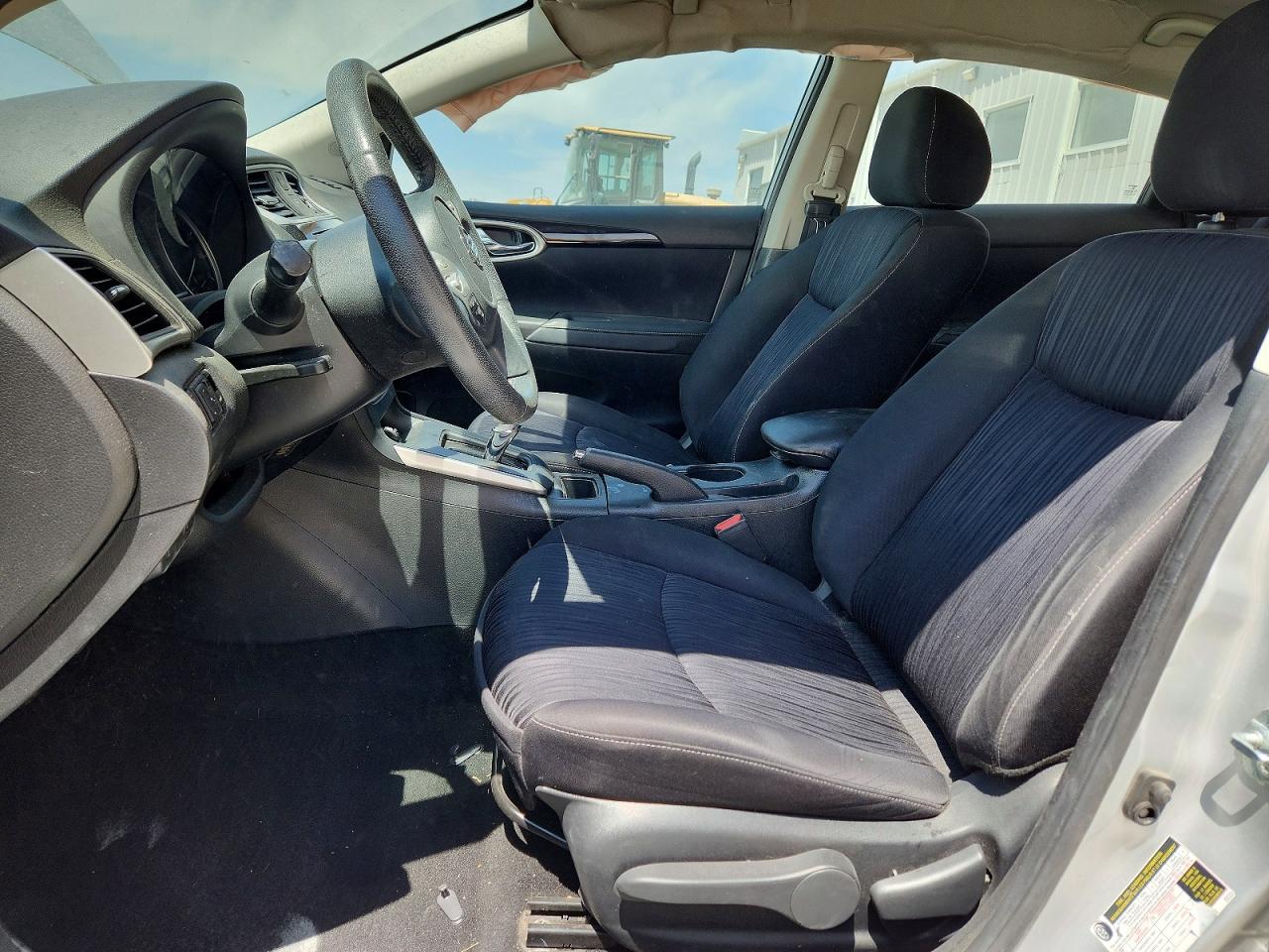 2019 NISSAN SENTRA SV photo 13