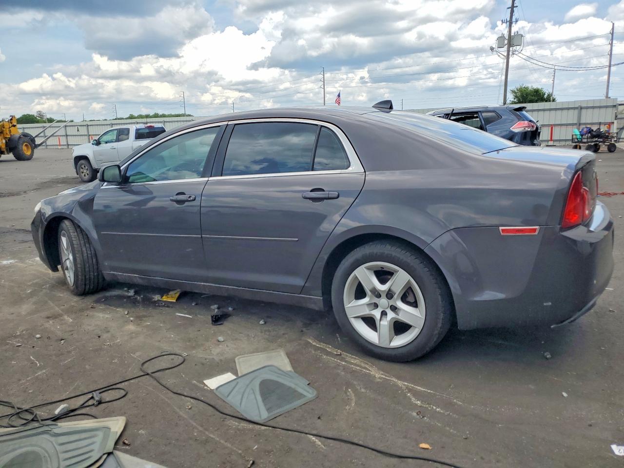 2012 CHEVROLET MALIBU LS photo 2