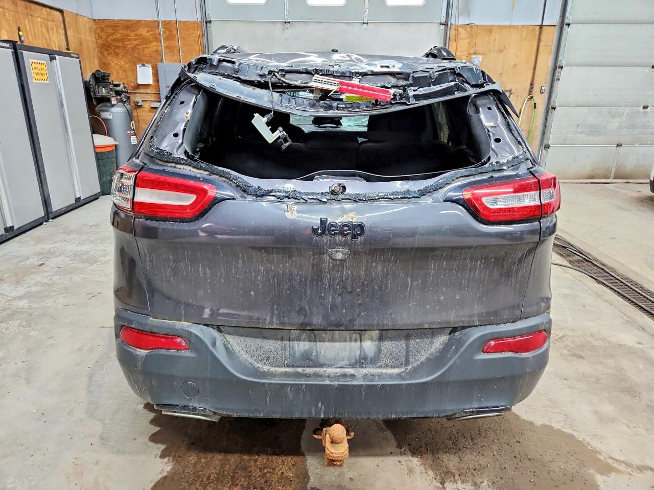 2018 JEEP CHEROKEE LATITUDE photo 11