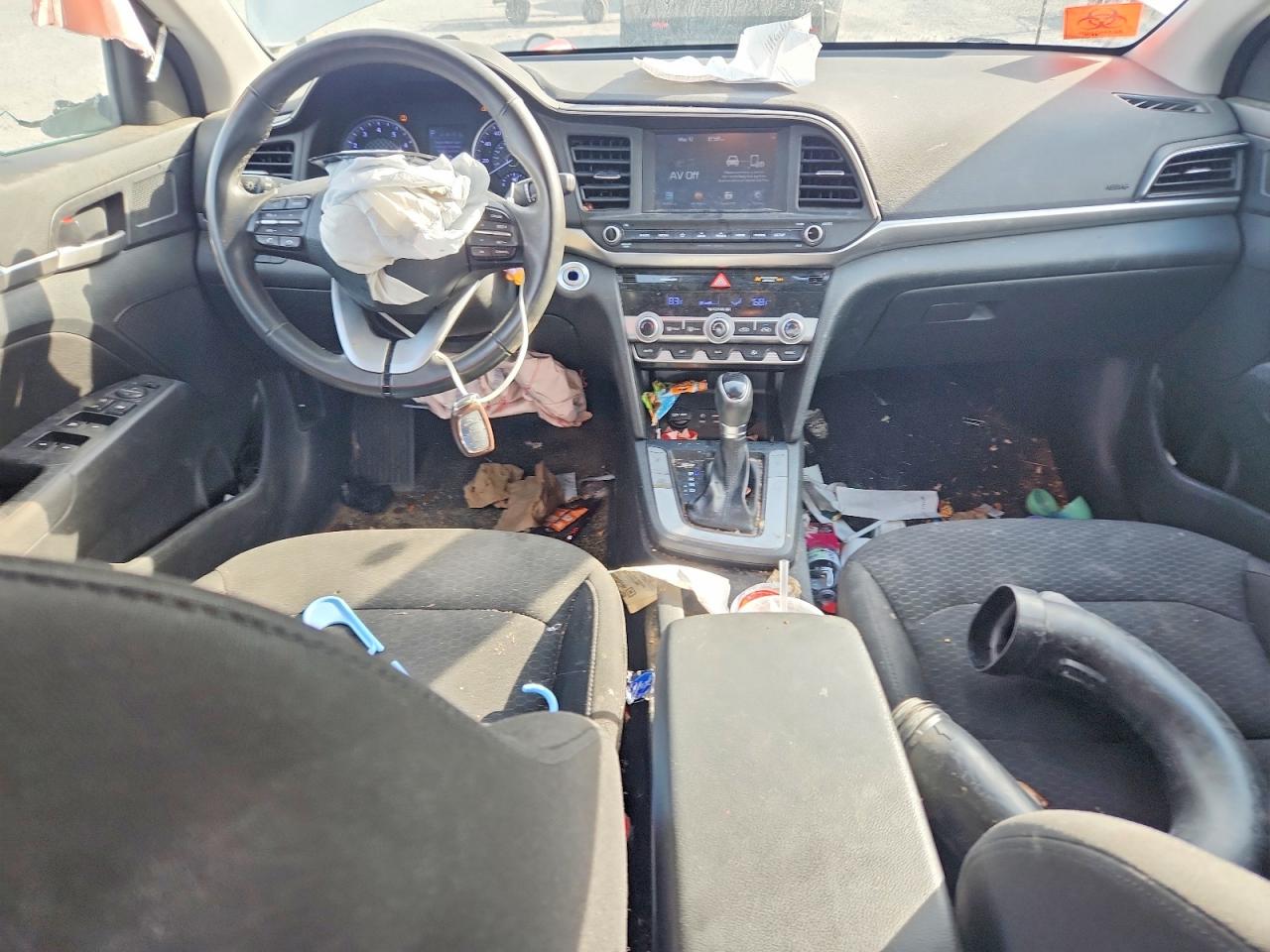 2020 HYUNDAI ELANTRA VALUE EDITION photo 15