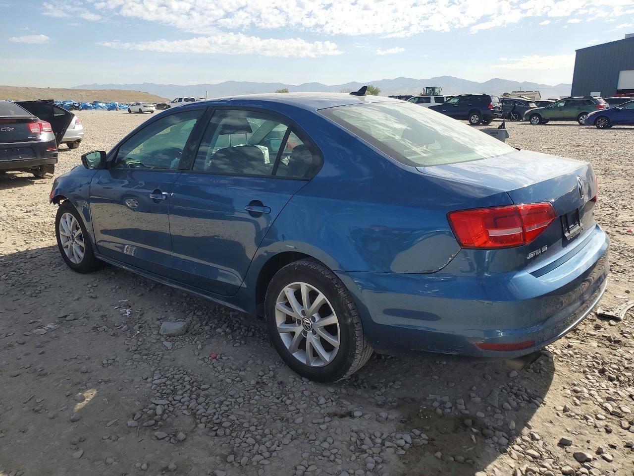 2015 VOLKSWAGEN JETTA SE photo 3