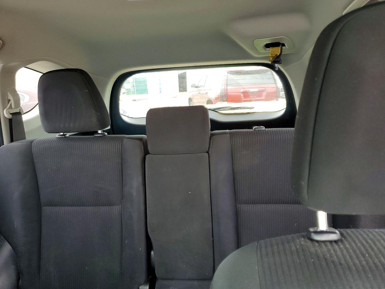 2017 TOYOTA RAV4 LE photo 19