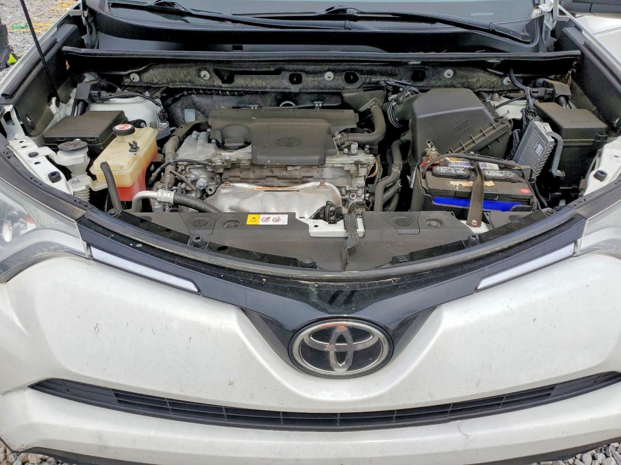 2017 TOYOTA RAV4 LE photo 23