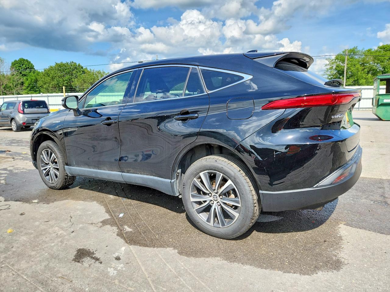 2021 TOYOTA VENZA LE photo 3