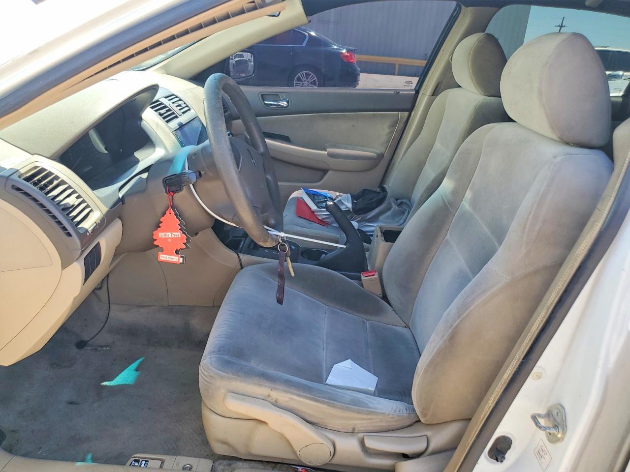 2003 HONDA ACCORD LX photo 13
