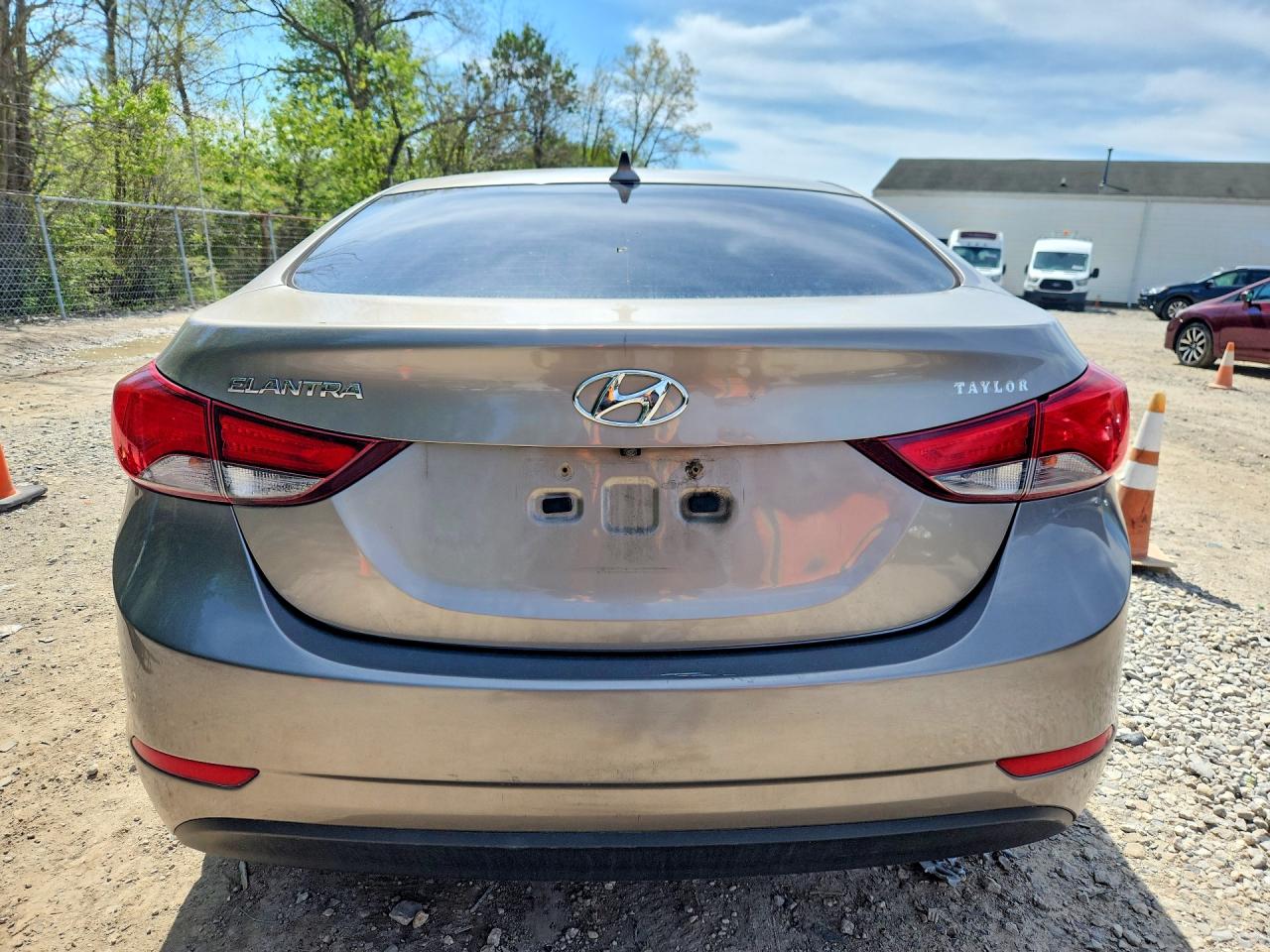 2014 HYUNDAI ELANTRA SE photo 11