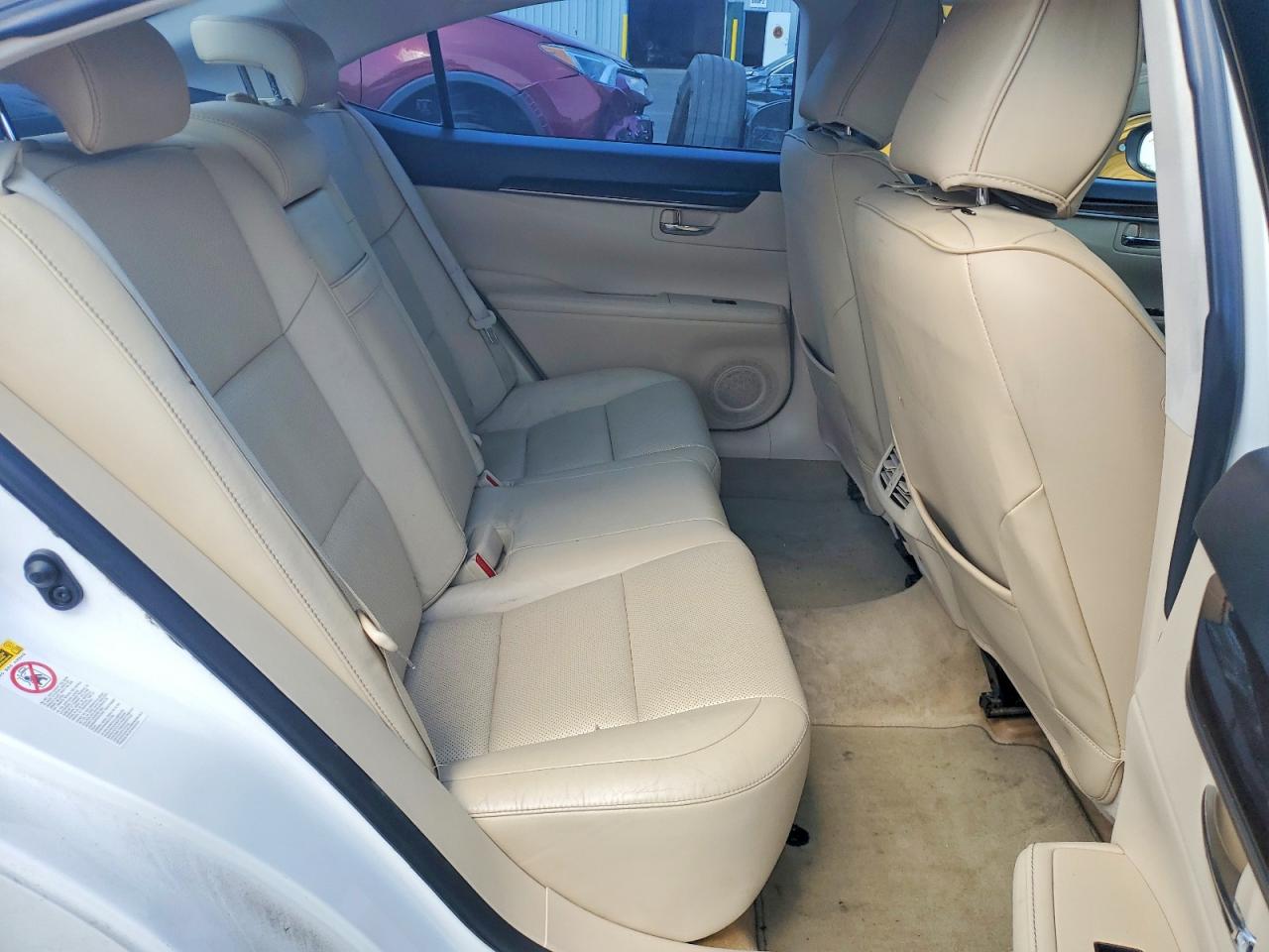 2013 LEXUS ES 350 photo 28