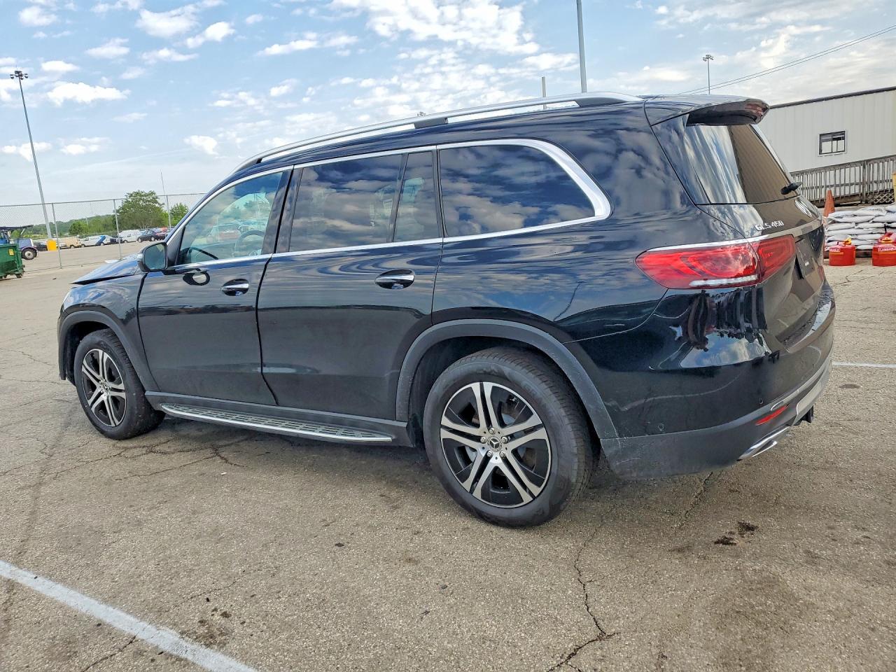 2021 MERCEDES-BENZ GLS 450 4MATIC photo 3