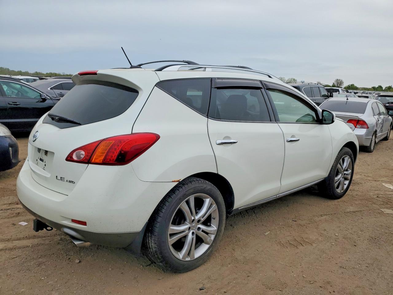 2009 NISSAN MURANO S photo 5