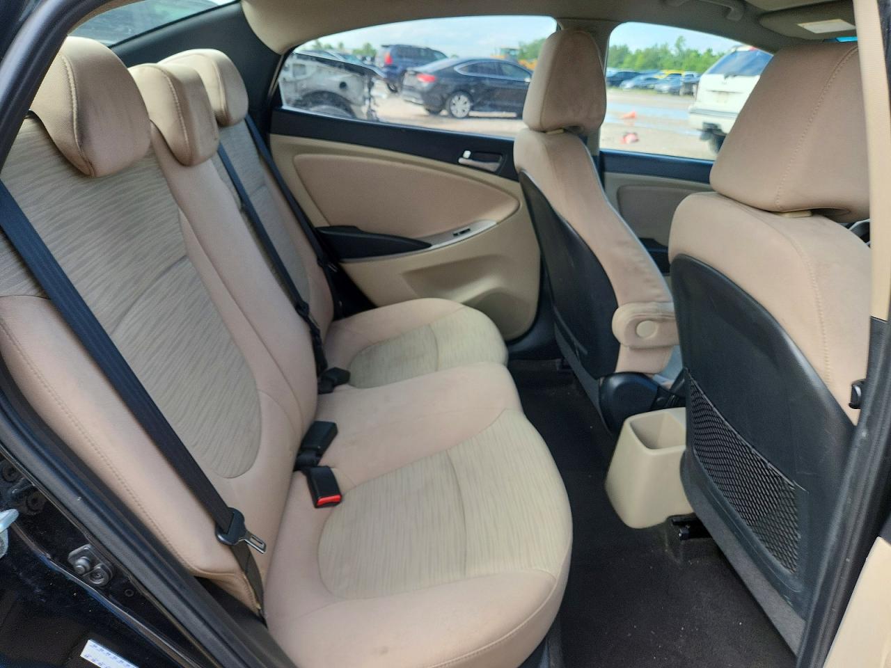 2016 HYUNDAI ACCENT SE photo 19