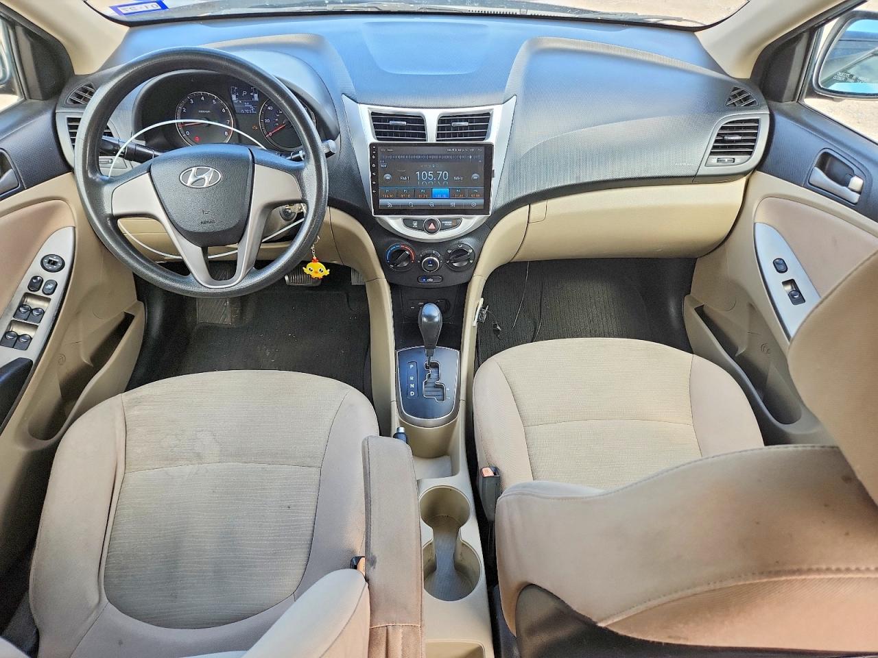 2016 HYUNDAI ACCENT SE photo 15