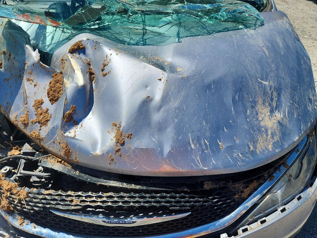 2019 CHRYSLER PACIFICA TOURING L PLUS photo 34
