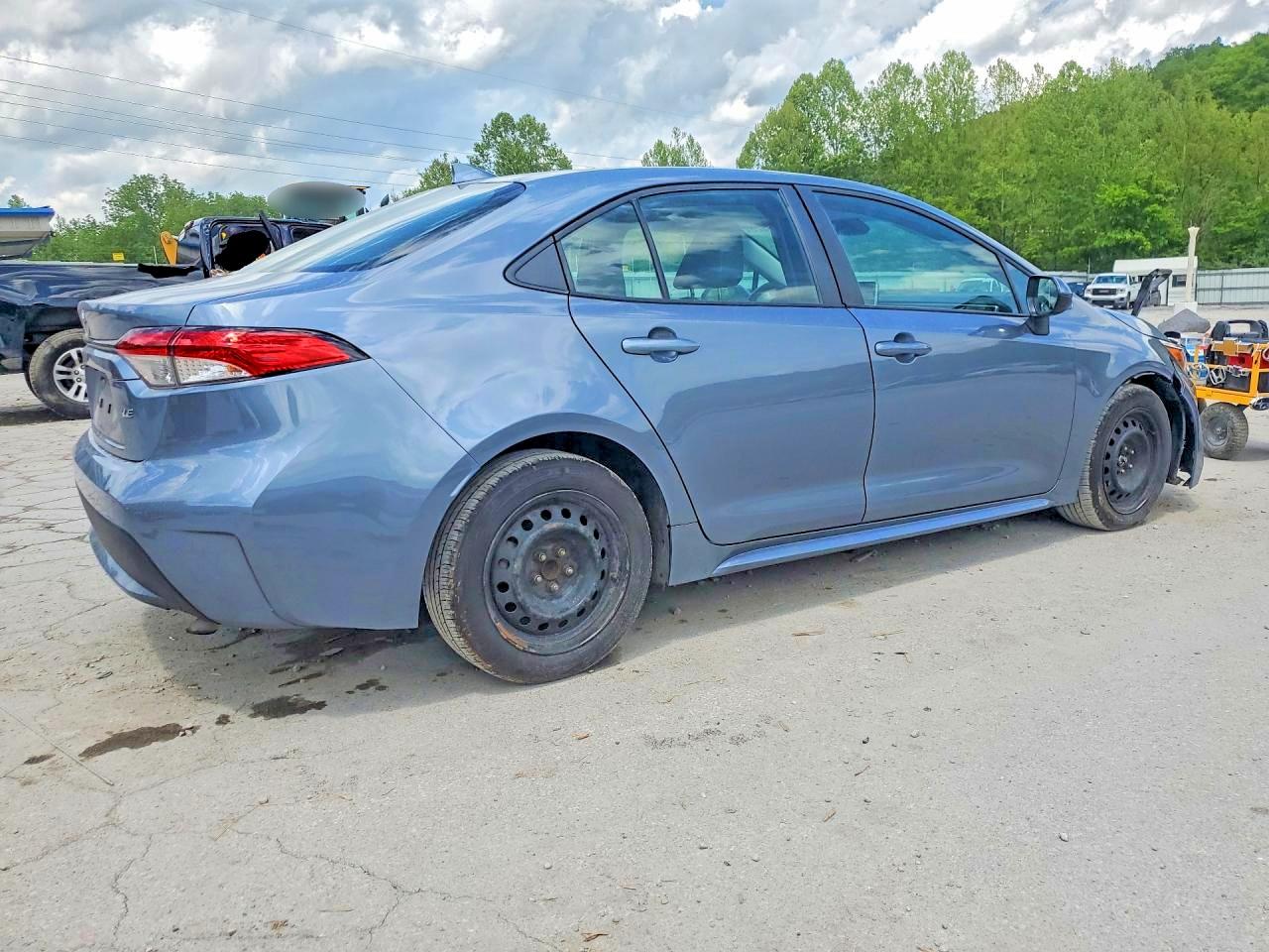 2020 TOYOTA COROLLA LE photo 5
