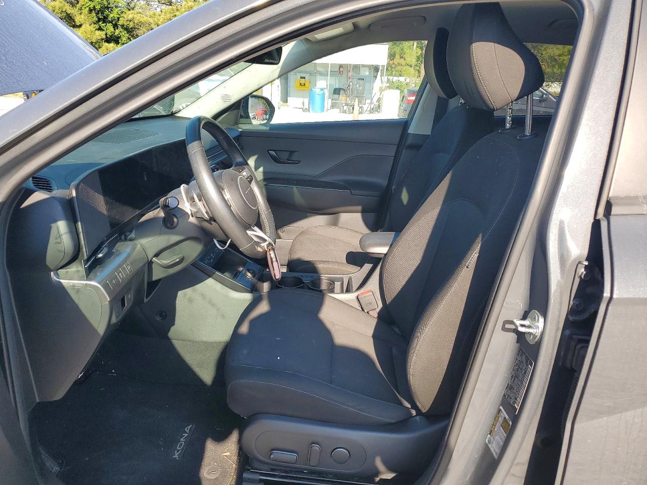 2024 HYUNDAI KONA SEL photo 13