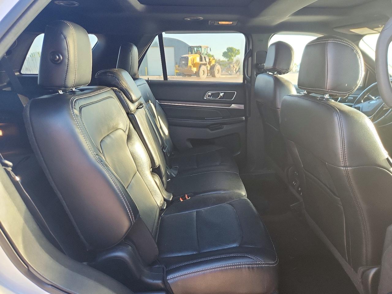 2017 FORD EXPLORER LIMITED photo 19