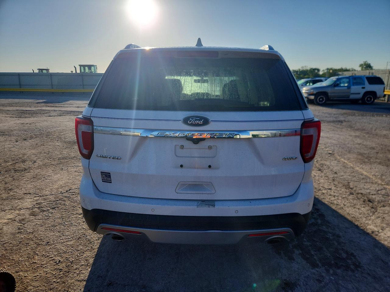 2017 FORD EXPLORER LIMITED photo 11